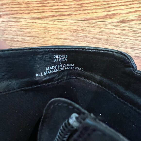 Black ankle boot - Picture 3 of 4